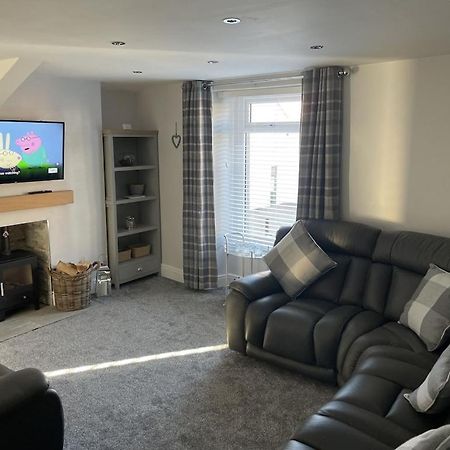 Quirky Cottage In The Centre Of Penrith With A Hot Tub Ngoại thất bức ảnh